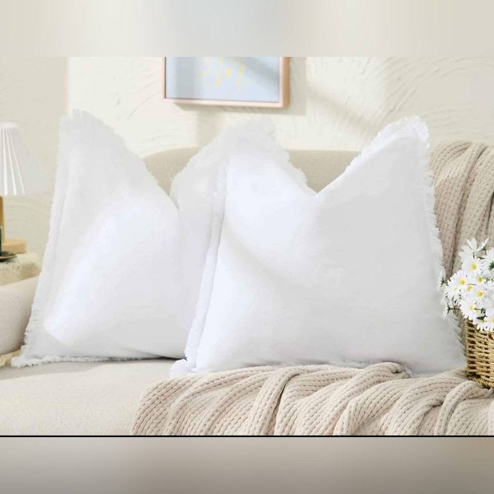 White linen pillow cover set